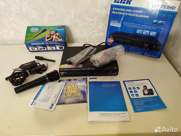 Dvd плеер ввк DVP753HD+караоке+микрофон defender