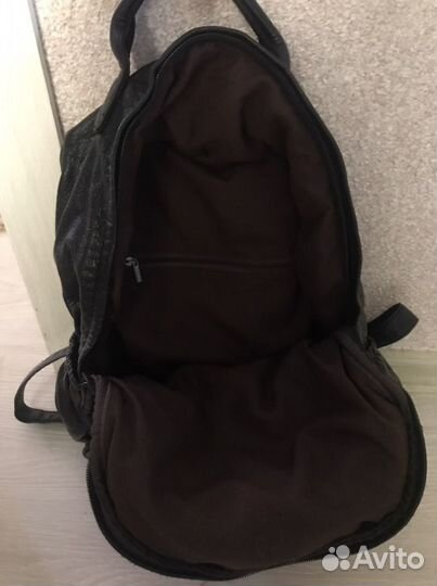 Рюкзак женский, кожаный, черный, вместительный