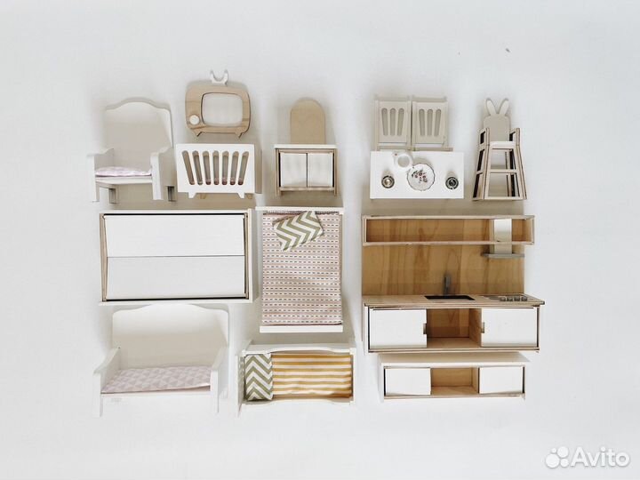 Набор мебели для кукольного домика