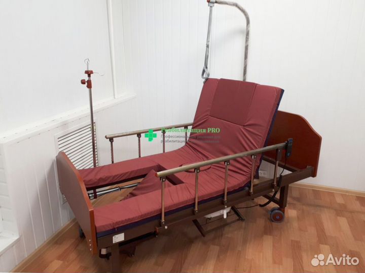 Медицинская кровать