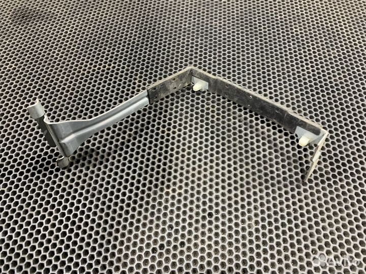 Кронштейн Аккумулятора Бмв X5 E70 BMW