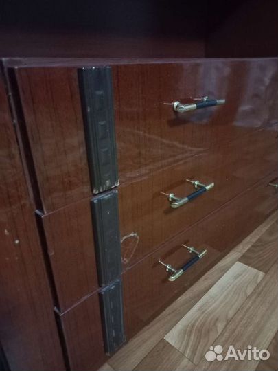 Стенка в гостиную бу