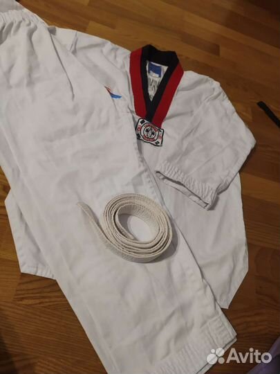 Кимоно для тхэквондо 140