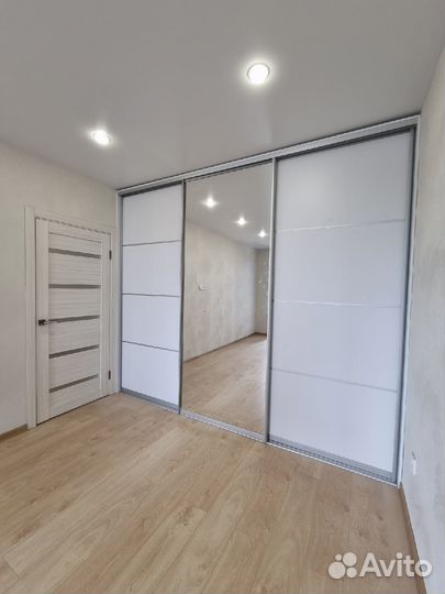 Встраиваемый шкаф