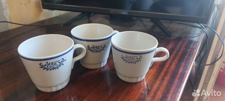 Чашки забронировано