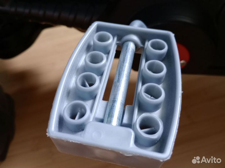 Детский трактор с педалями Pilsan