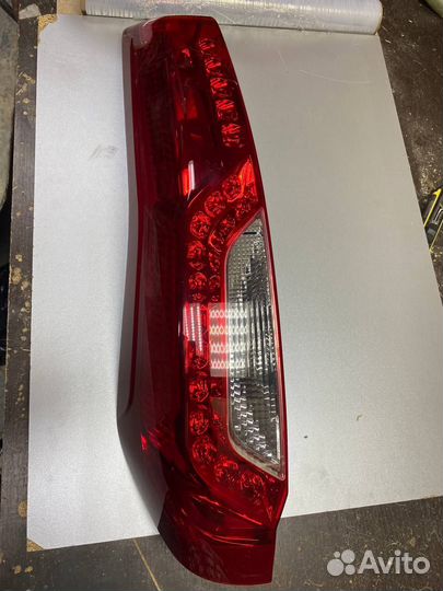 Фонарь задний левый X-Trail T31 неоригинал