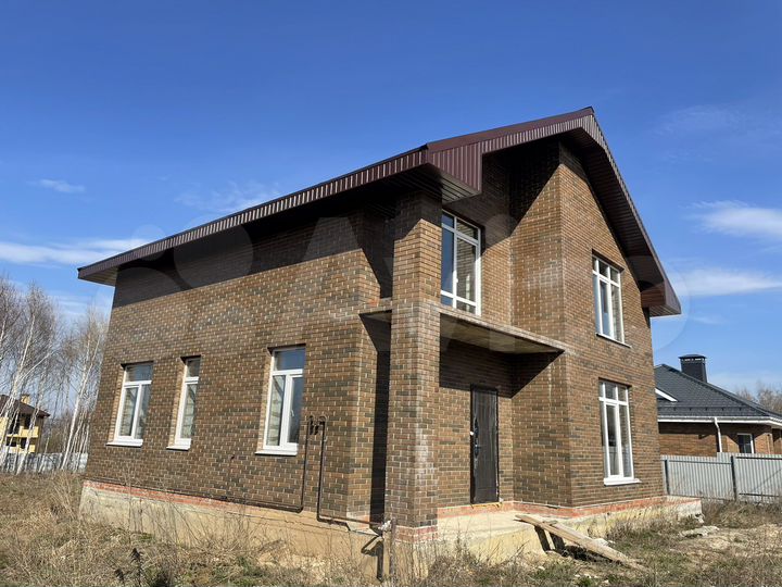 Дом 180 м² на участке 12 сот.