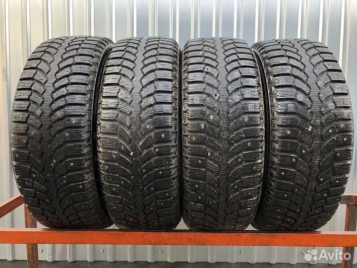 Bridgestone Blizzak Spike-01 205/60 R16