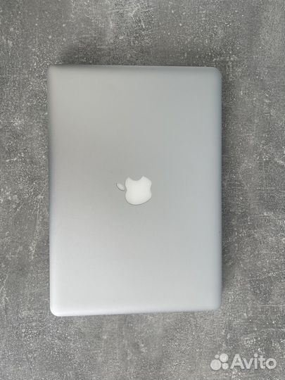 Apple Macbook pro 13