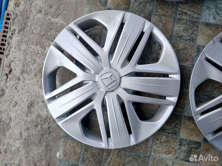 Колпаки на honda Fit