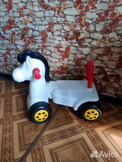 Детская лошадка