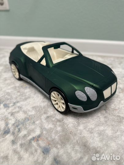 Машина кабриолет зеленый