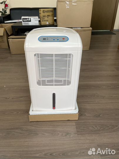 Осушитель воздуха на 53м2 DH-553C