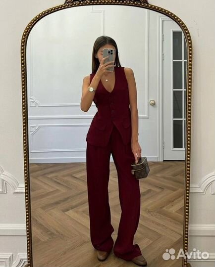 Костюм женский