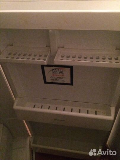 Холодильник (нет фриона) и Холодильник «Свияга»