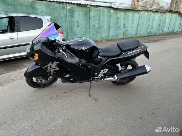 Suzuki gsx1300r hayabusa