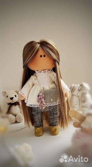 Кукла интерьерная