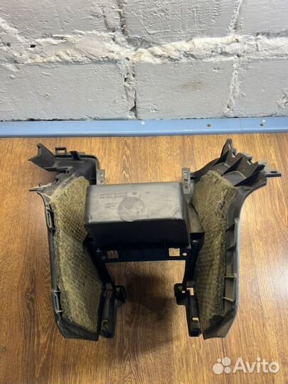 Консоль кпп Nissan Primera P11 седан 1.8 1998