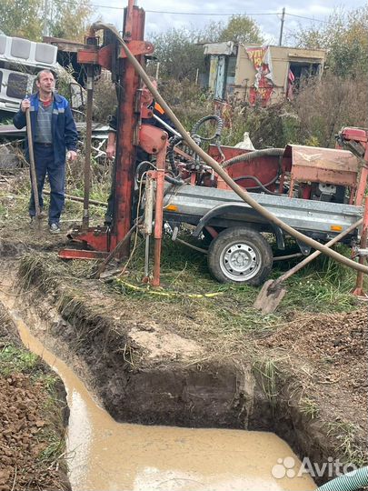 Бурение скважины под воду