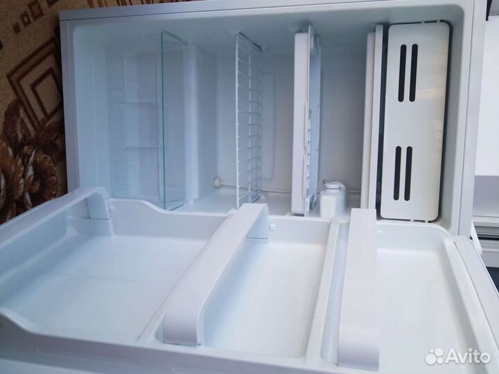 Холодильник бу маленький