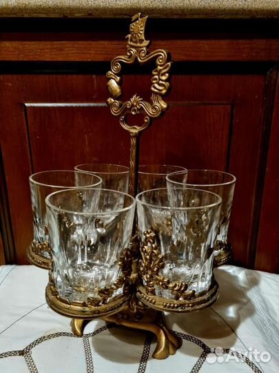 Хрустальные бокалы