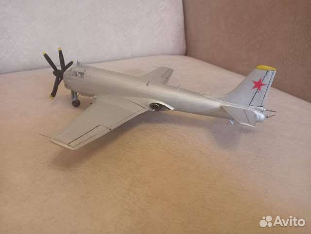 Самолет ту-91 бычок