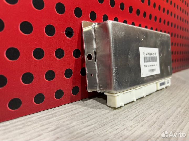 Блок управления пневмоподвеской Mercedes-Benz