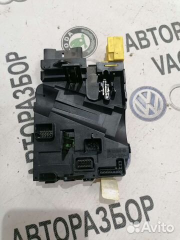 Блок подрулевых переключателей Фольксваген Гольф 5