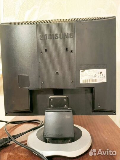 Монитор 19 дюймов бу