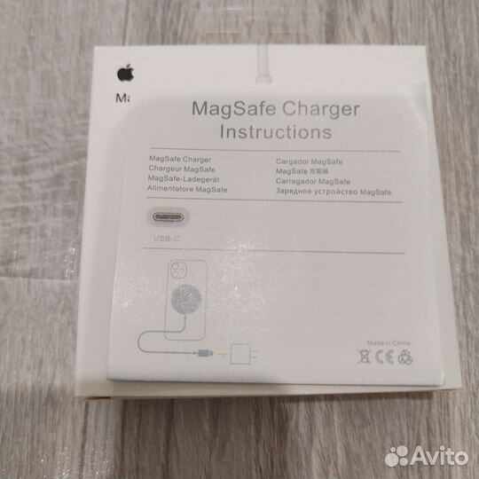 Беспроводная зарядка для iPhone MagSafe