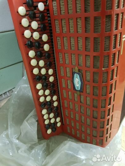 Баян Искра 1959 года