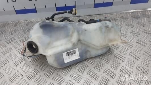 Бачок омывателя nissan qashqai J10 (93N03NL01)