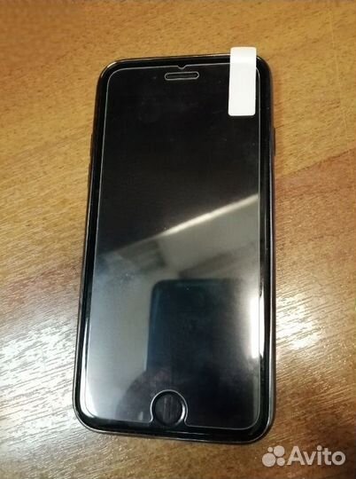 Защитное стекло iPhone 7,8,se