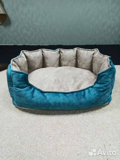 Лежанка для кошек и собак