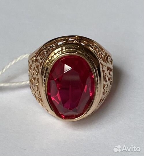 Золотое советское кольцо 583 с корундом рубина