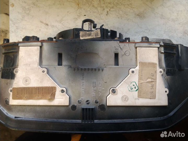 Приборная панель mercedes w124