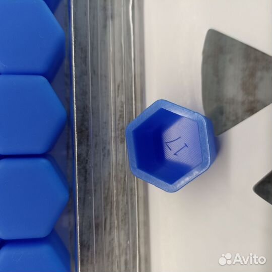 Колпачки на колесные болты vag