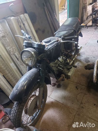 Мотоцикл Днепр