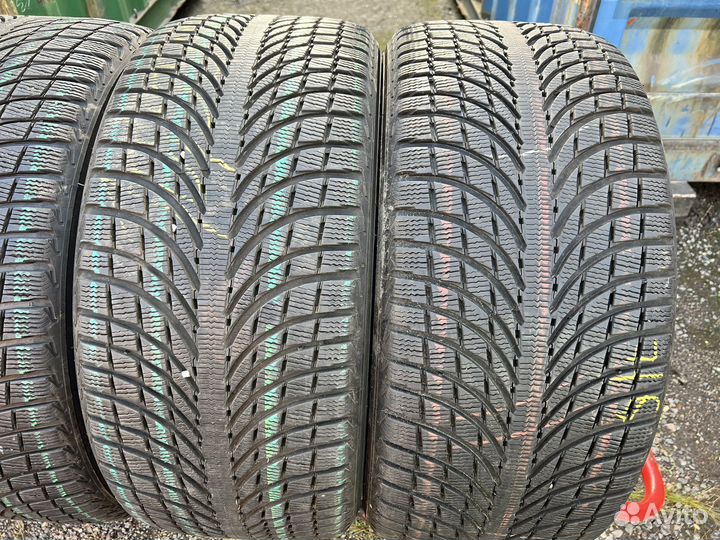 Michelin Latitude Alpin LA2 265/40 R21 и 295/35 R21 107V