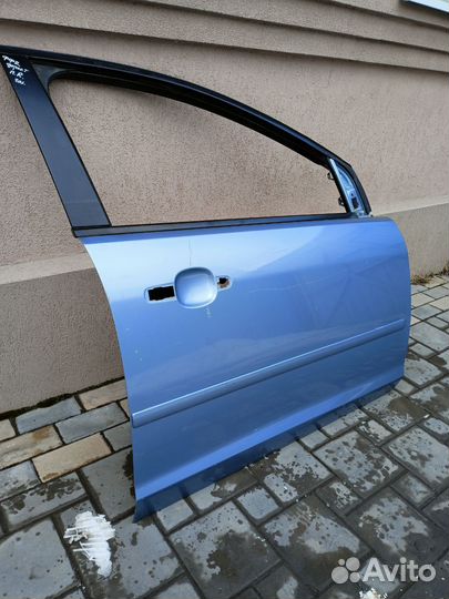 Дверь передняя правая Форд фокус 2