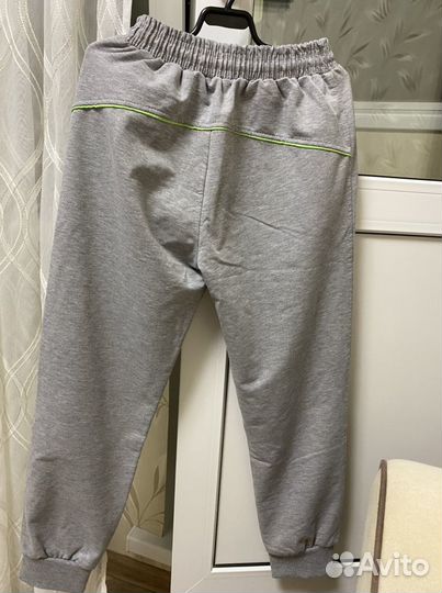 Спортивные штаны