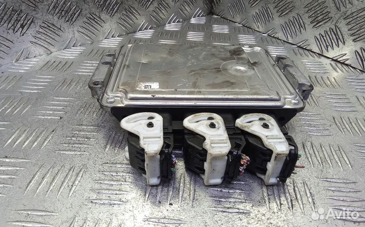 Блок управления двигателем Ford Focus/Focus RS/Foc