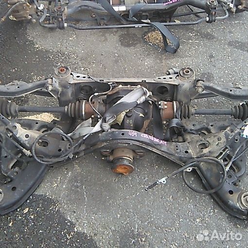 Подрамник nissan laurel C35 rb20de