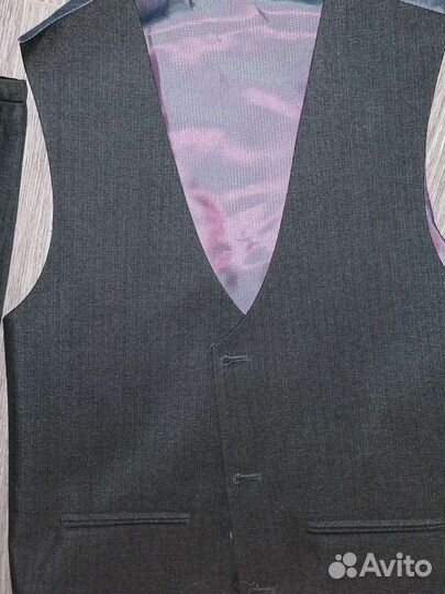 Школьный костюм