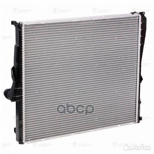 Радиатор охлаждения двигателя BMW X3 04- E83 lr