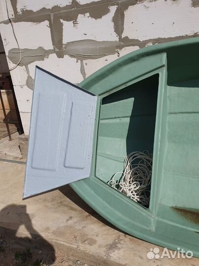 Лодка пластик