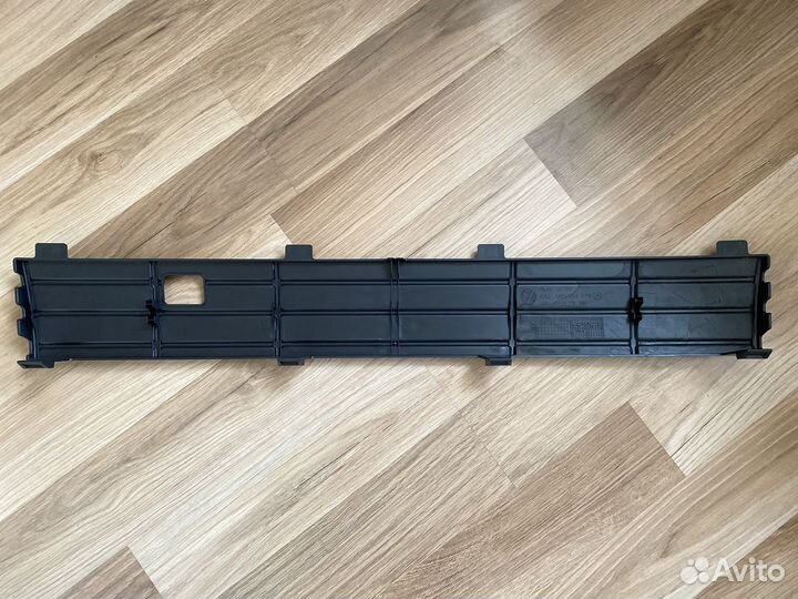 Заглушка переднего бампера Volkswagen