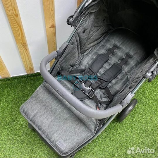 Всесезонная коляска