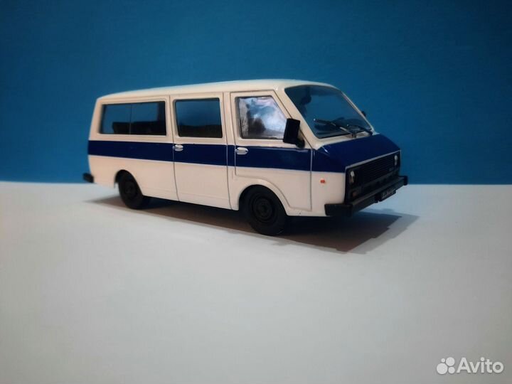 Раф-22038(Латвия) Игрушка Машинка 